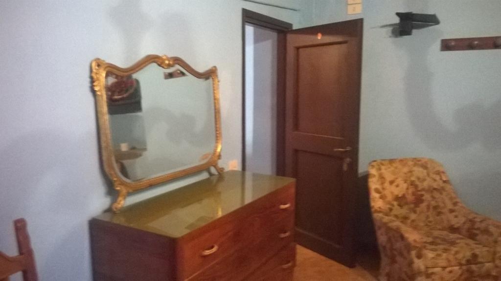 Bottega Di Montegiovi Hotel Scopeti Szoba fotó